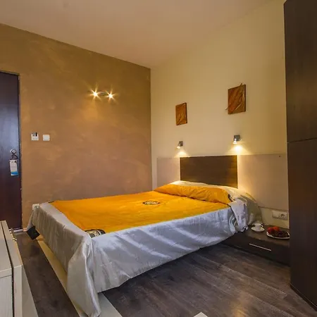Guest house Coral