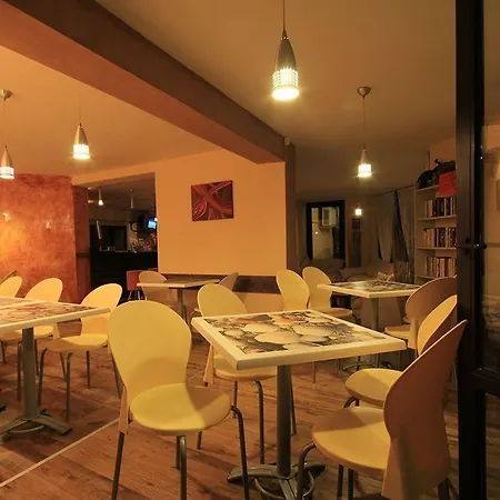 Coral Guest house 3*