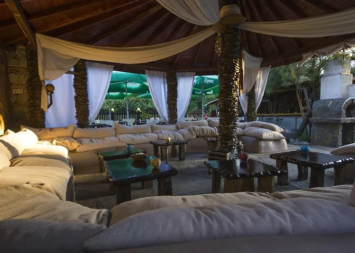 Coral Guest house 3*