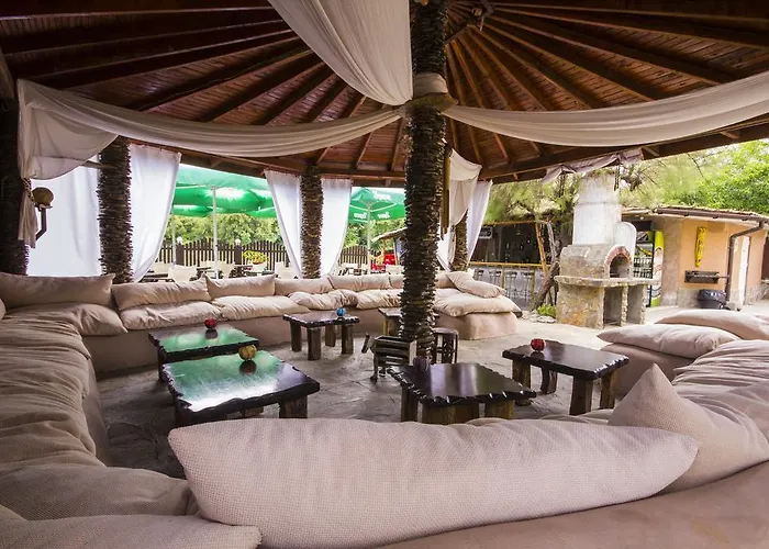 Coral Guest house 3*