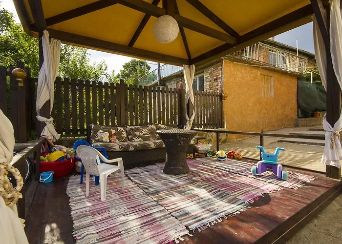 Guest house Coral 3*